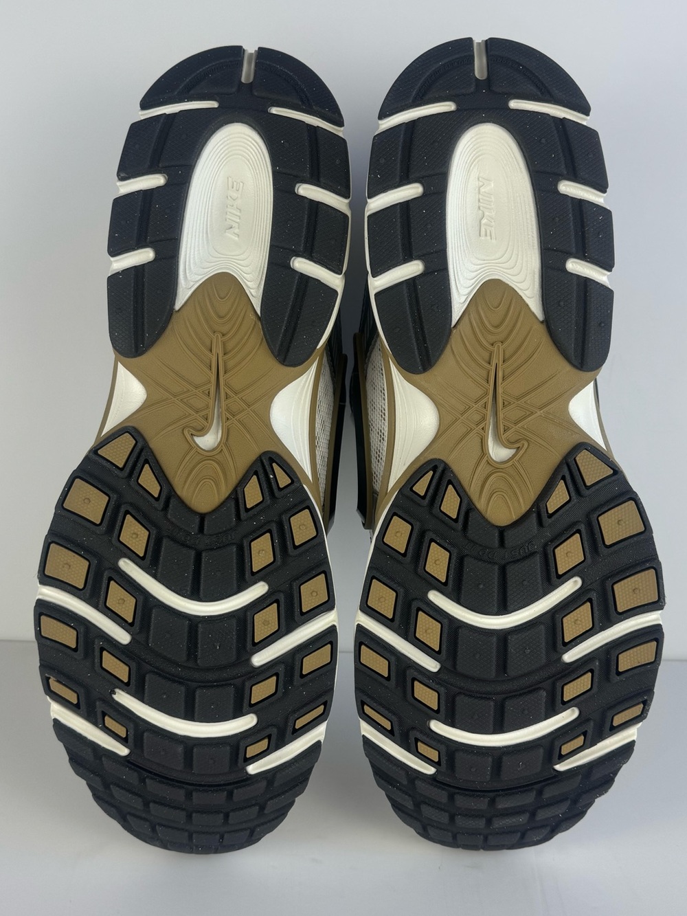 Nike V5 RNR Men's Shoes Size 13 - Picture 8 of 13